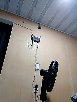 Liancy online show from March 2, 3:50 am