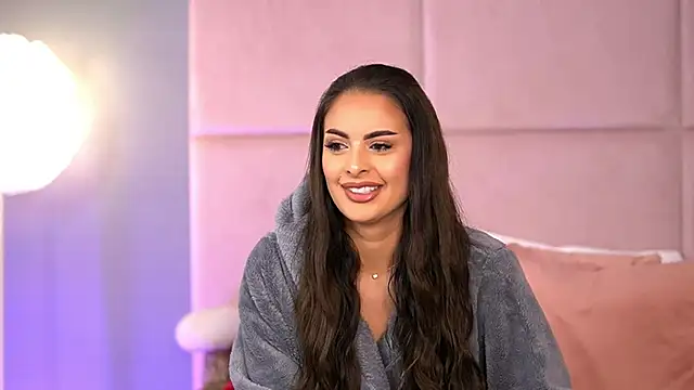 AlmaLuv online show from January 12, 4:51 am