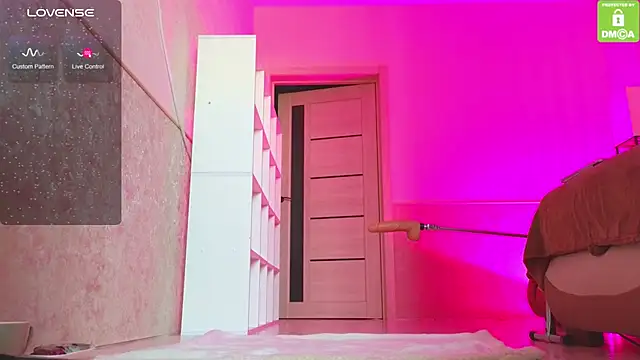 Katy perry  online show from November 19, 3:50 am