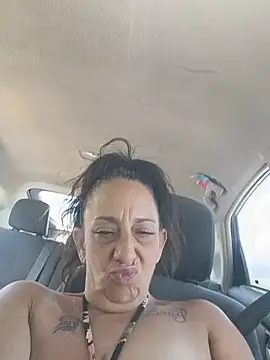 BettyBoo333 online show from May 22, 6:39 pm