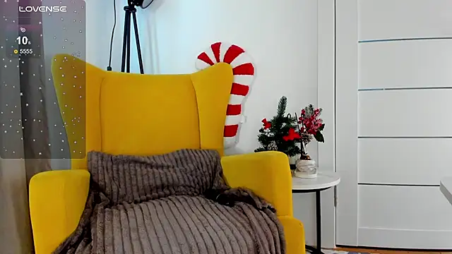 miissblonde online show from January 13, 5:24 am