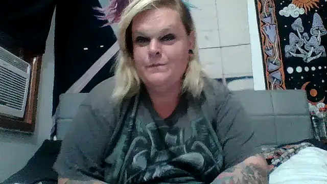 Trans Girl next door420 online show from July 4, 1:23 am