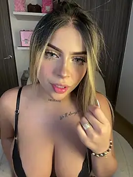 MiaWhitePink  online show from July 1, 5:18 am