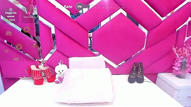 CooperEmma  online show from July 2, 3:34 am