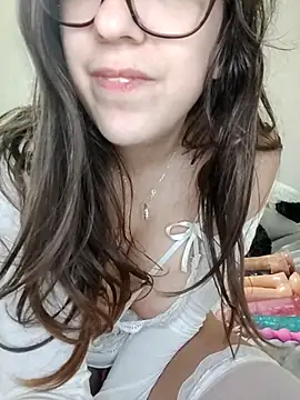 Miachan LaGattinaVogliosa online show from November 21, 2:52 pm