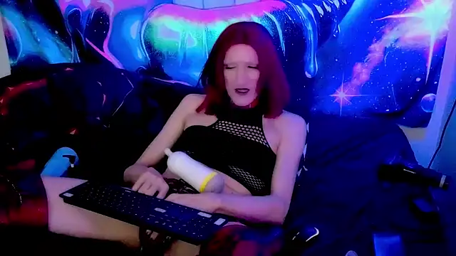 LuvNuk online show from April 14, 3:23 pm