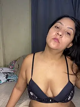 mayemarc online show from March 1, 6:40 pm