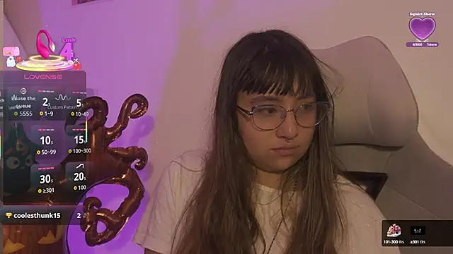 Snapshot of emitaa17228o chatting on October 10, 8:36 pm emitaa17228o online show from October 10, 8:36 pm