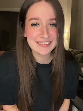 nerdynina online show from May 10, 3:08 am