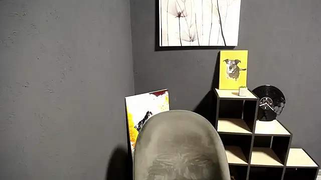 Snapshot of lady_olivia_ chatting on October 17, 4:10 pm lady olivia  online show from October 17, 4:10 pm