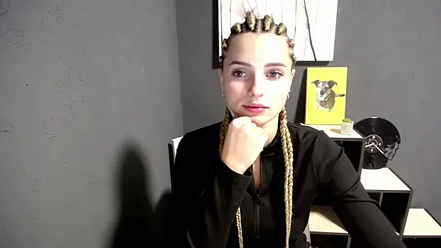 Snapshot of lady_olivia_ chatting on October 10, 1:27 pm lady olivia  online show from October 10, 1:27 pm