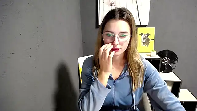 Snapshot of lady_olivia_ chatting on September 17, 5:22 pm lady olivia  online show from September 17, 5:22 pm