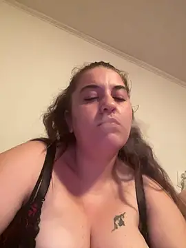 yzabell18 online show from November 30, 10:14 pm