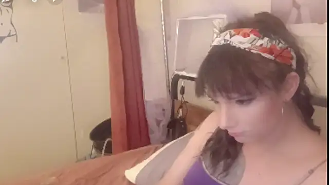 cassiemichellexx online show from May 8, 8:32 pm