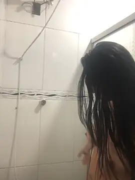 bellinii07 online show from September 29, 8:47 pm