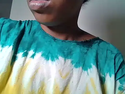 Queen loveer online show from July 29, 11:54 am
