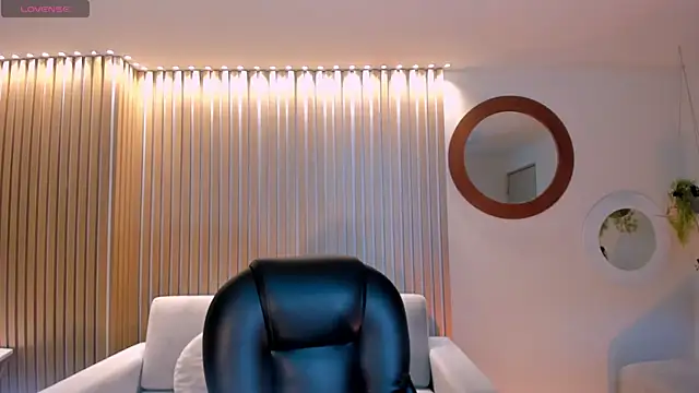 ValeriaRiveraX online show from February 7, 4:05 am