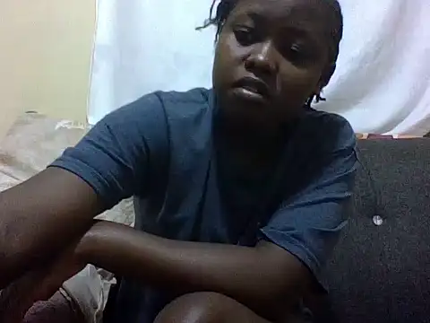 Sweetcecie01 online show from February 12, 11:06 pm