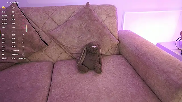 Anybuny online show from March 28, 1:21 pm