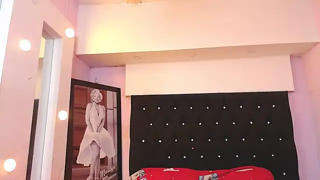 kittybonxx online show from November 27, 11:07 pm