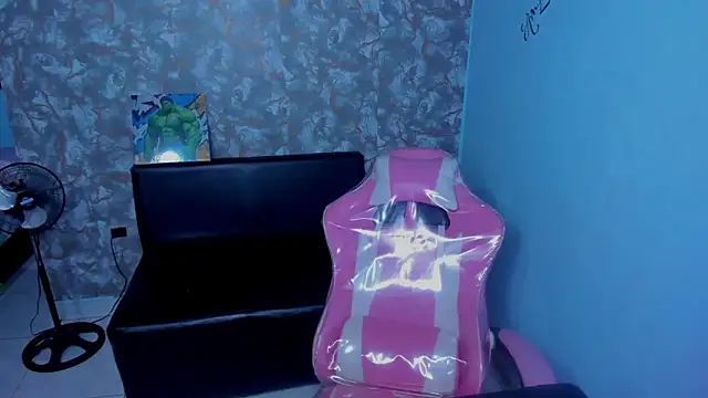 AngelaCoffee online show from March 25, 9:50 pm