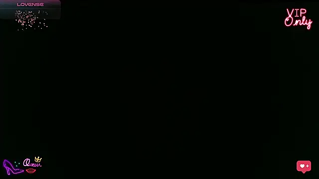 LauGrayJ online show from January 18, 5:59 am