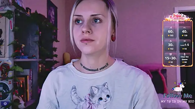 NaniMoore online show from February 13, 8:32 pm