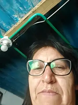 clarita 01 online show from March 4, 2:56 pm