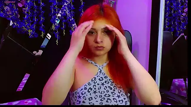 Emmily Walker online show from October 3, 3:00 am