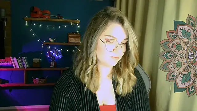 VioletteWay online show from November 9, 4:03 pm