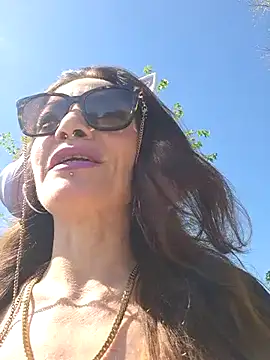 vampvanna23 online show from April 20, 8:50 am