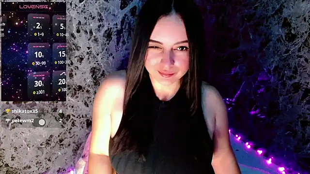 Lanna belle28 online show from April 7, 1:46 pm