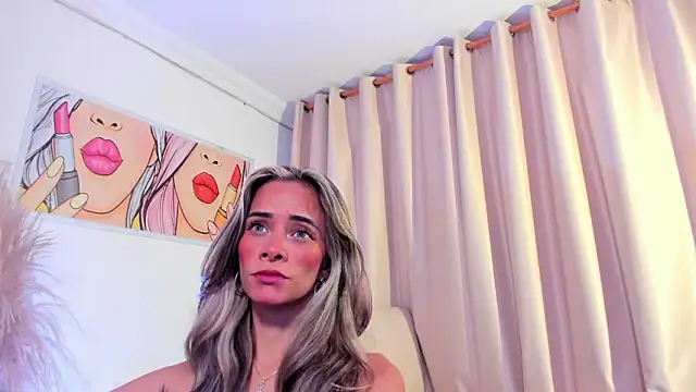 SkiinnyAna online show from February 13, 7:59 pm