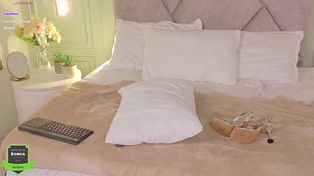  Miss Kimm online show from March 24, 1:27 pm