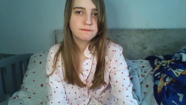 EvieRoseex online show from April 6, 9:32 am