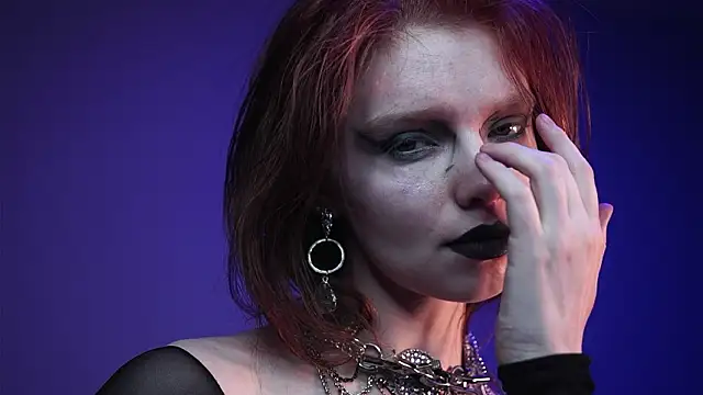 ginger hugs online show from March 15, 10:12 pm