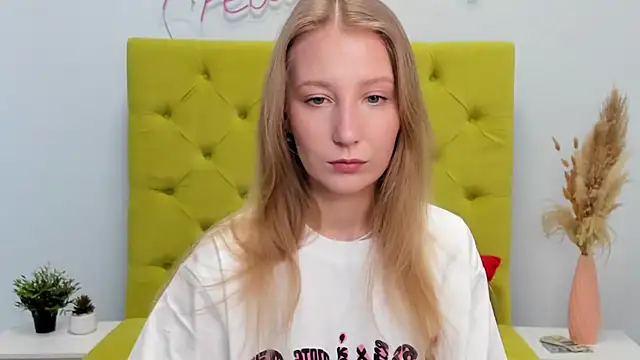 LolaWilsons online show from February 20, 6:26 am