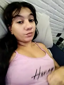 Snapshot of blvckbabyweed07 chatting on September 24, 2:21 am blvckbabyweed07 online show from September 24, 2:21 am