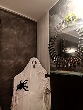 IsisBlake online show from October 30, 8:21 pm