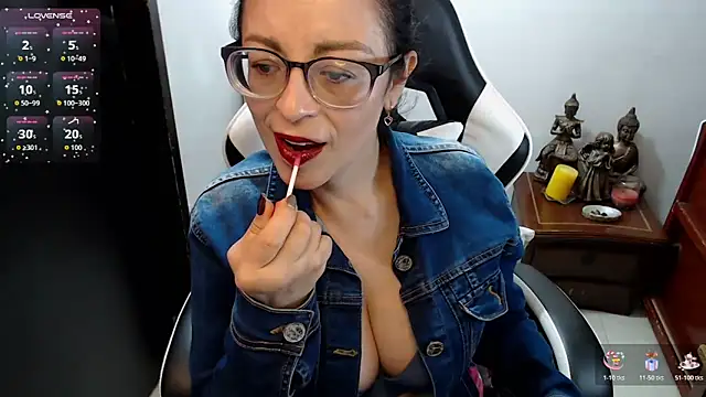 AnasstaciaEvans online show from June 4, 1:11 am