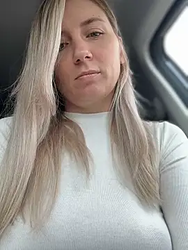 Crazy-Rosa online show from March 5, 7:15 am