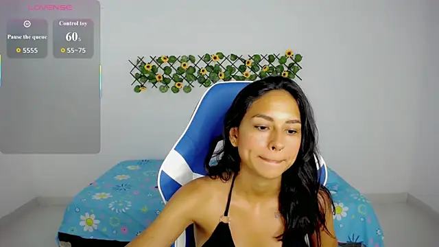 Emma-mae online show from September 18, 2:10 am