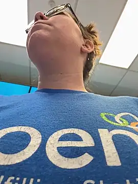 Hotmess express420 online show from April 25, 11:13 am