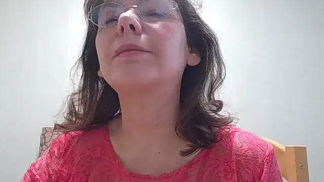 HollyJewel online show from February 12, 12:40 pm