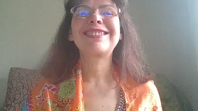 HollyJewel online show from May 25, 3:55 pm