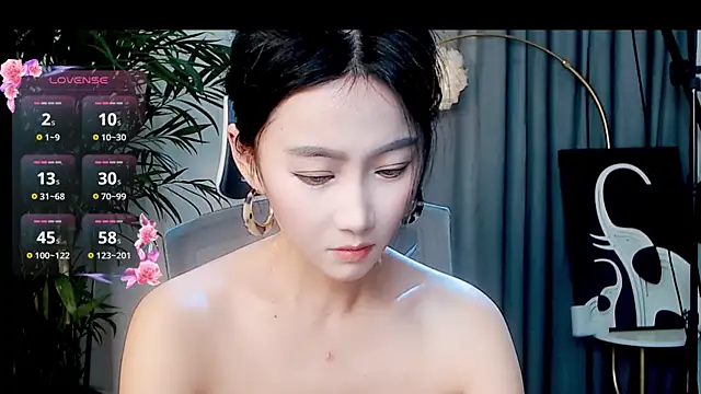 Snapshot of feifei-love chatting on October 20, 1:36 pm feifei-love online show from October 20, 1:36 pm
