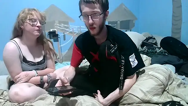 redandwolf online show from October 4, 6:41 am