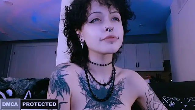 NaughtyLittleFox online show from March 23, 4:51 am