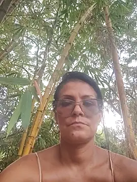 brigitht online show from April 8, 9:06 pm