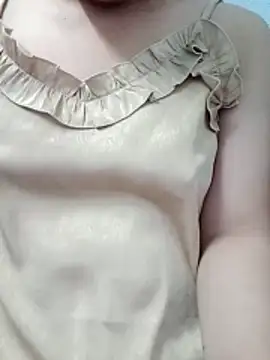 Milk tea2k online show from March 16, 12:20 pm